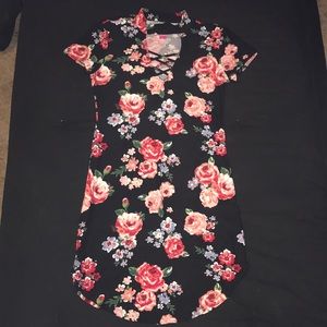 Floral Dress with V-Cut